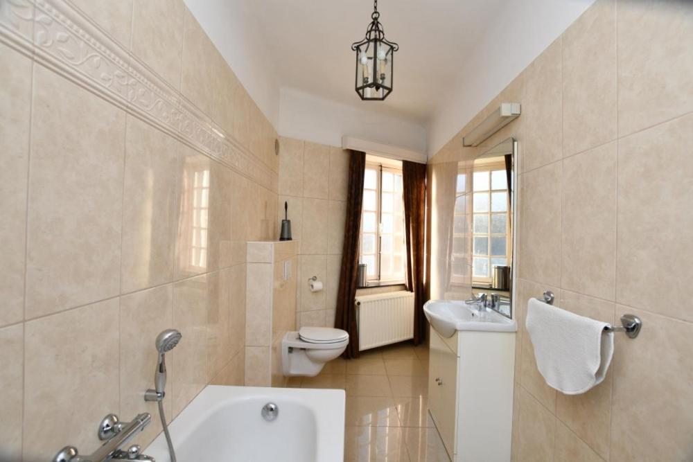 La Villa Spa, A 10 Minutes A Pied Du Centre Ville Zewnętrze zdjęcie